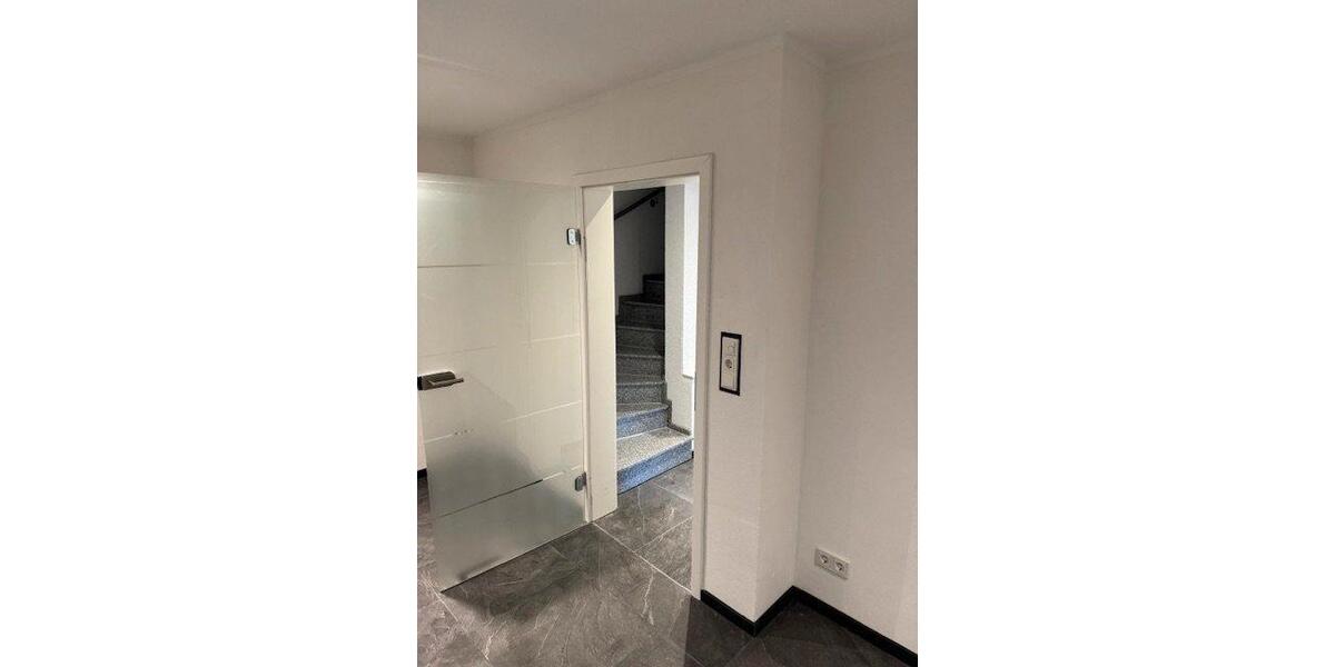 Einfamilienhaus Betzdorf - 3 Zimmer, 80 m&sup2;, 800&euro; | Angebot:26053264