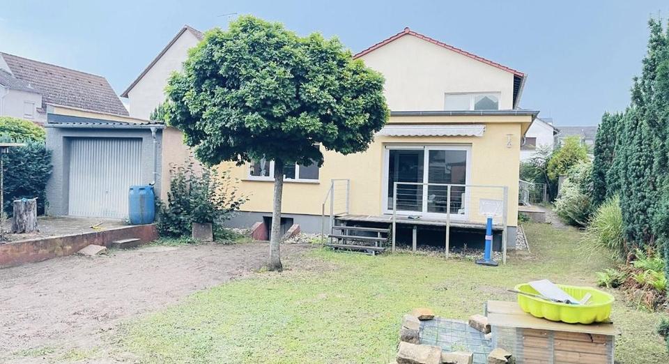 Einfamilienhaus Nauheim - 6 Zimmer, 215 m&sup2;, 2.250&euro; | Angebot:24747344