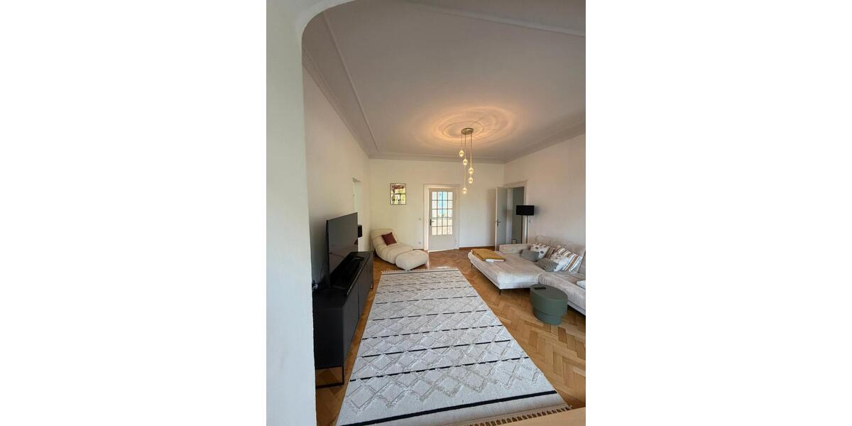 Etagenwohnung Regensburg Brandlberg - 4 Zimmer, 140 m&sup2;, 2.360&euro; | Angebot:26253696