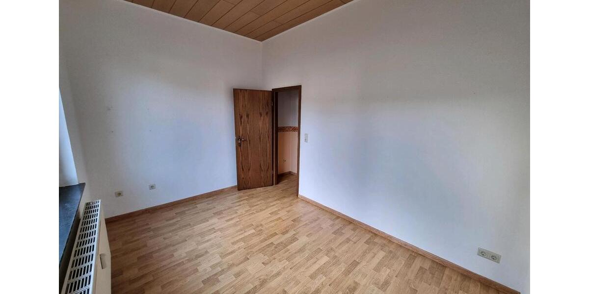Erdgeschoßwohnung Bad Essen - 4 Zimmer, 130 m&sup2;, 900&euro; | Angebot:24564531