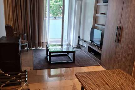 Zimmer Düsseldorf Stadtmitte - 1 Zimmer, 1.250&euro; | Angebot:27141742
