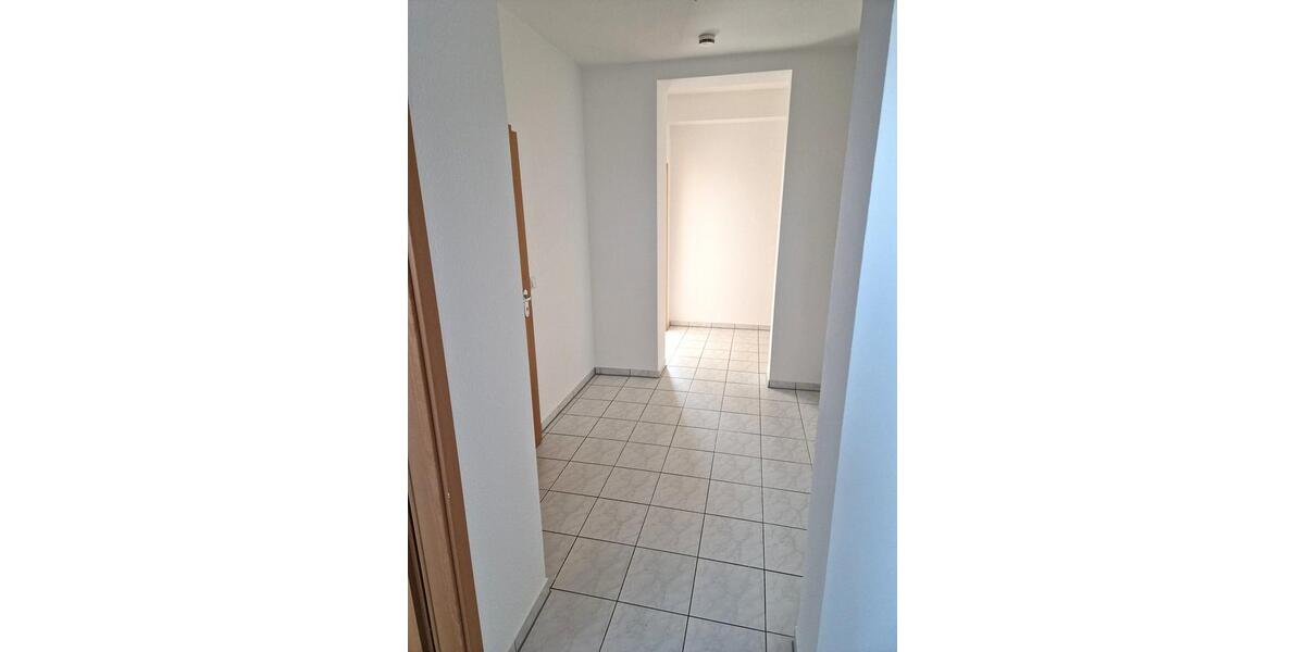 Dachgeschoßwohnung Merseburg - 2 Zimmer, 67 m&sup2;, 530&euro; | Angebot:26236506