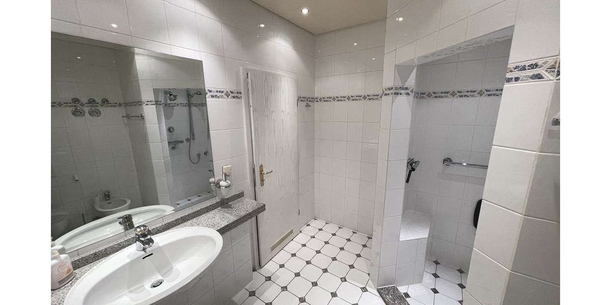 Traumhafte Wohnung mit Rheinblick - Erdgeschoßwohnung Königswinter | Angebot:24427721