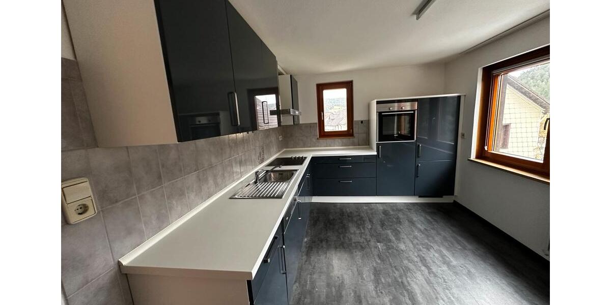 Etagenwohnung Schramberg Tennenbronn - 4 Zimmer, 98 m&sup2;, 800&euro; | Angebot:24472397
