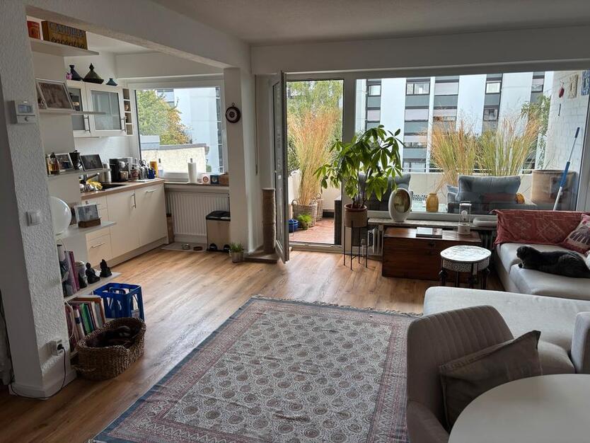 Moderne 3-Zimmer Wohnung mit Balkon und TG in Bonn-Endenich