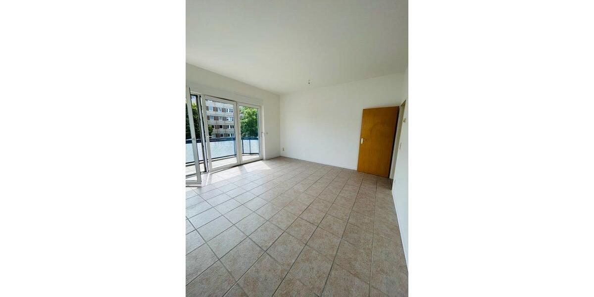 Etagenwohnung Bernburg (Saale) - 2 Zimmer, 62 m&sup2;, 400&euro; | Angebot:26660645
