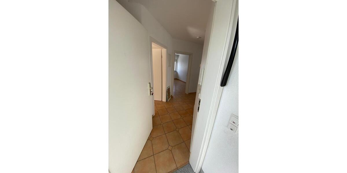Dachgeschoßwohnung Mörfelden-Walldorf Walldorf - 3 Zimmer, 84 m&sup2;, 1.550&euro; | Angebot:25449482