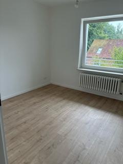 Helle 3-Zimmer-Wohnung in Itzehoe-Edendorf – frisch saniert & bezugsfrei ab 01.10.