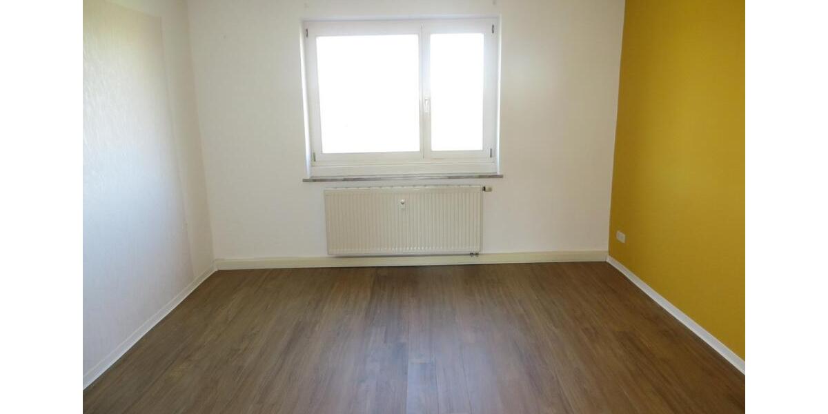 Schöne, helle 3-Zi-Whg in toller Lage auf dem Pirnaer Sonnenstein 3 zimmer