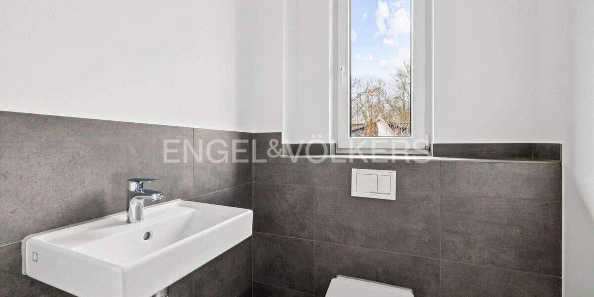 Etagenwohnung Ahrensburg - 3 Zimmer, 118 m&sup2;, 2.450&euro; | Angebot:24796156