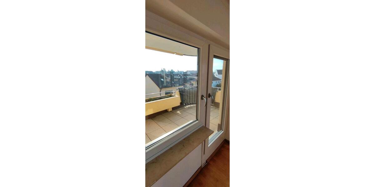 Etagenwohnung Oberasbach - 2 Zimmer, 90 m&sup2;, 1.250&euro; | Angebot:26498632