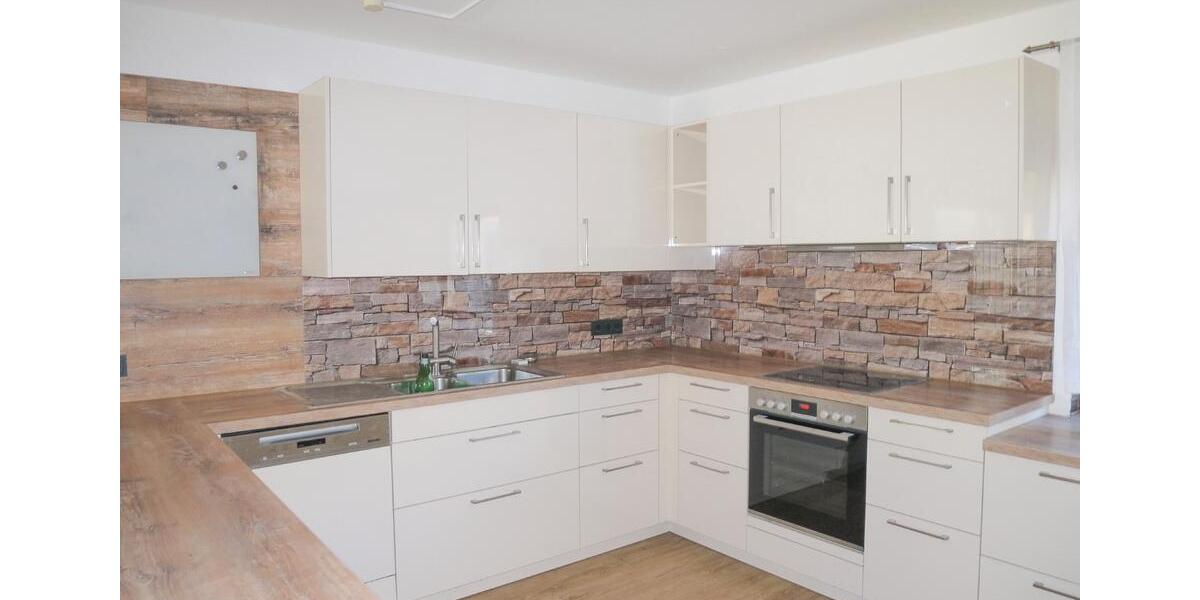 Etagenwohnung Engelskirchen - 5 Zimmer, 200 m&sup2;, 1.850&euro; | Angebot:25871611