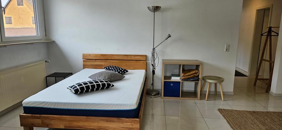 Wohnen auf Zeit Waldenbuch - 3 Zimmer, 84 m&sup2;, 1.550&euro; | Angebot:26210799