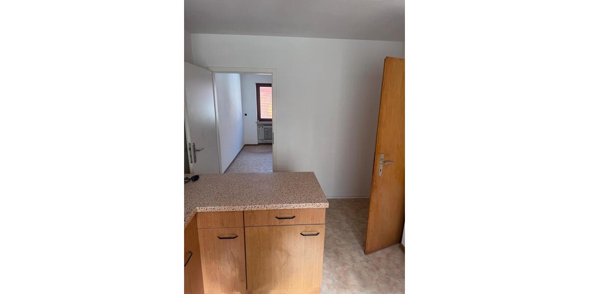 Etagenwohnung Kandel - 3 Zimmer, 90 m&sup2;, 950&euro; | Angebot:26385761