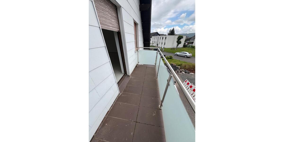 Dachgeschoßwohnung Wittlich - 3 Zimmer, 90 m&sup2;, 1.200&euro; | Angebot:26651645