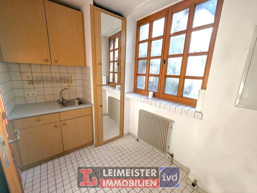 EXKLUSIVES WOHNEN UND ARBEITEN IM ÄLTESTEN FACHWERKHAUS ASCHAFFENBURGS! zimmer