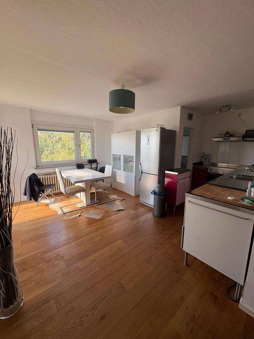 Wohnung zum Mieten in Krefeld 650 € 76.78 m² 3 zimmer