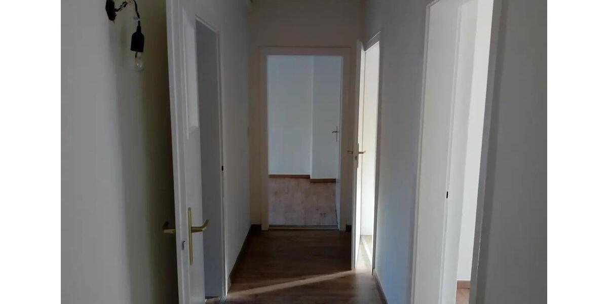 Etagenwohnung Lewitzrand - 4 Zimmer, 68 m&sup2;, 439&euro; | Angebot:26349586