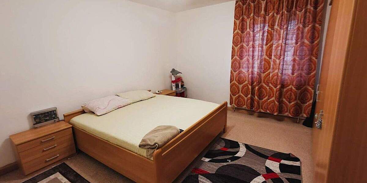 Etagenwohnung Tirschenreuth - 2 Zimmer, 52 m&sup2;, 400&euro; | Angebot:25845287