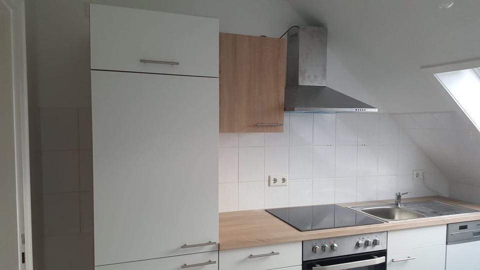 Dachgeschoßwohnung Cuxhaven Groden - 3 Zimmer, 61 m&sup2;, 725&euro; | Angebot:24890441