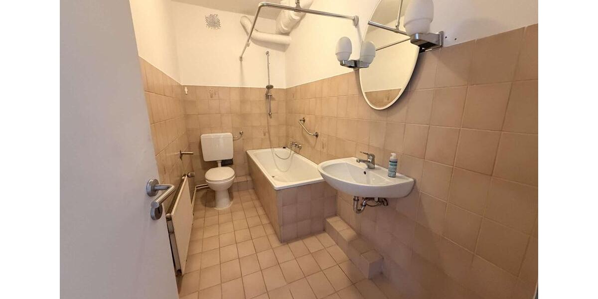 Etagenwohnung Wuppertal Gemarkung Barmen - 2 Zimmer, 58 m&sup2;, 590&euro; | Angebot:26490881