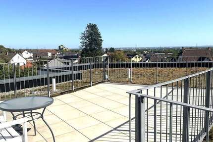 Wohnung Hofheim - 4 Zimmer, 128 m&sup2;, 2.600&euro; | Angebot:25231988