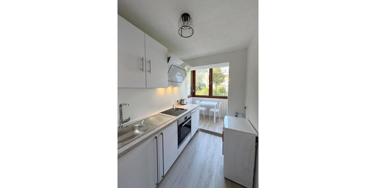 Wohnen auf Zeit Stuttgart Stuttgart-Ost - 3 Zimmer, 11 m&sup2;, 590&euro; | Angebot:25894004
