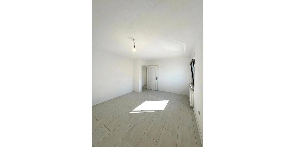 Etagenwohnung Bühl - 4 Zimmer, 91 m&sup2;, 1.145&euro; | Angebot:26101688