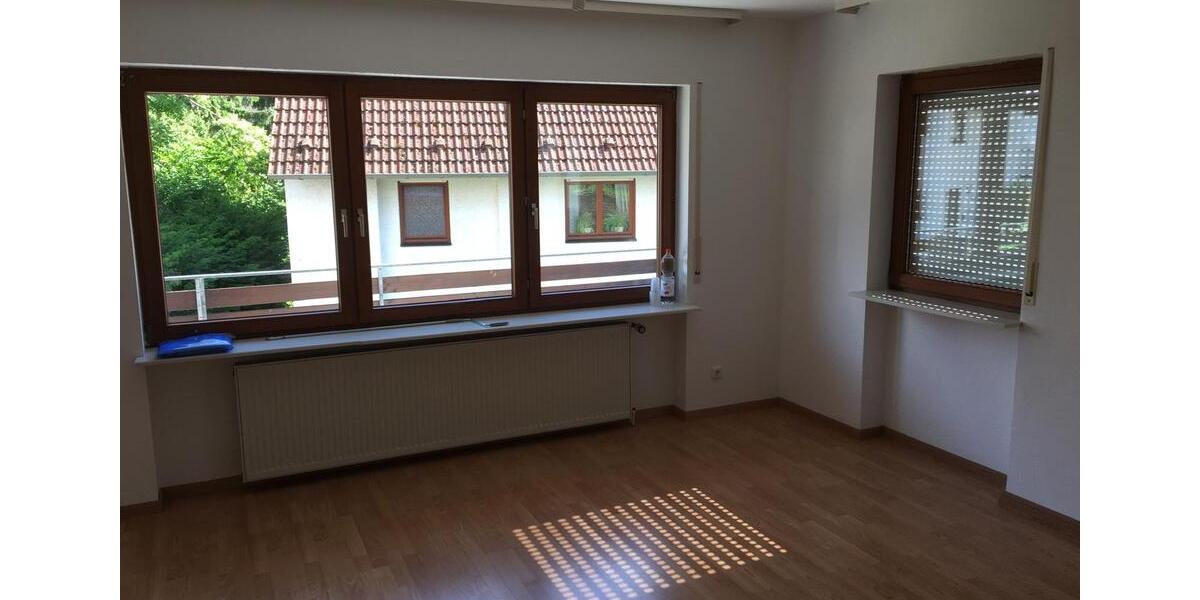 Etagenwohnung Ingelheim am Rhein - 3 Zimmer, 96 m&sup2;, 1.250&euro; | Angebot:26286695