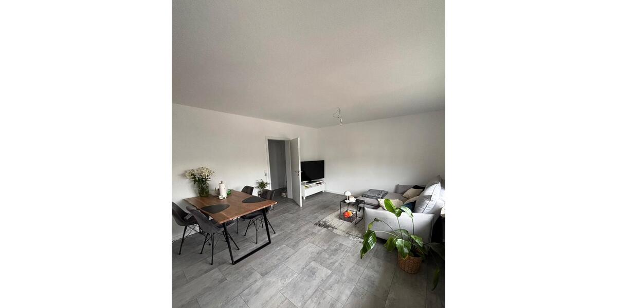Etagenwohnung Fellbach - 3.5 Zimmer, 89 m&sup2;, 1.325&euro; | Angebot:26036675