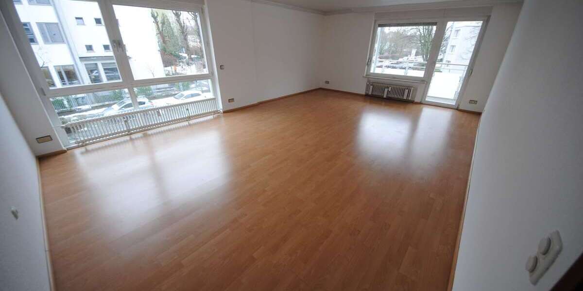 Etagenwohnung Offenbach Bieberer Berg - 3 Zimmer, 110 m&sup2;, 880&euro; | Angebot:25270007