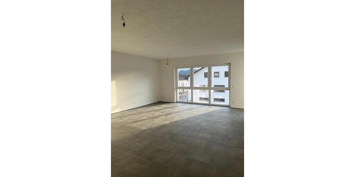 Dachgeschoßwohnung Rehlingen-Siersburg Siersburg - 3 Zimmer, 85 m&sup2;, 1.100&euro; | Angebot:25046075