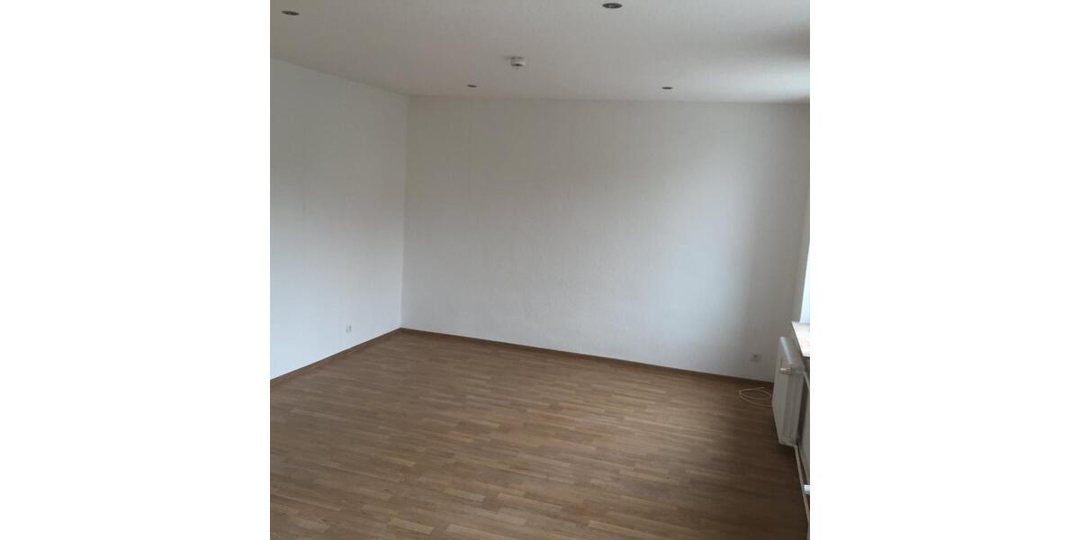 Etagenwohnung Seesen - 4 Zimmer, 95 m&sup2;, 690&euro; | Angebot:25991354