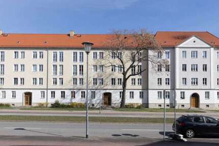 Wohnung Eisenhüttenstadt - 3 Zimmer, 64 m&sup2;, 448&euro; | Angebot:25394604