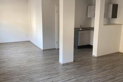 Wohnung Eisenach - 1 Zimmer, 48 m&sup2;, 350&euro; | Angebot:25416134
