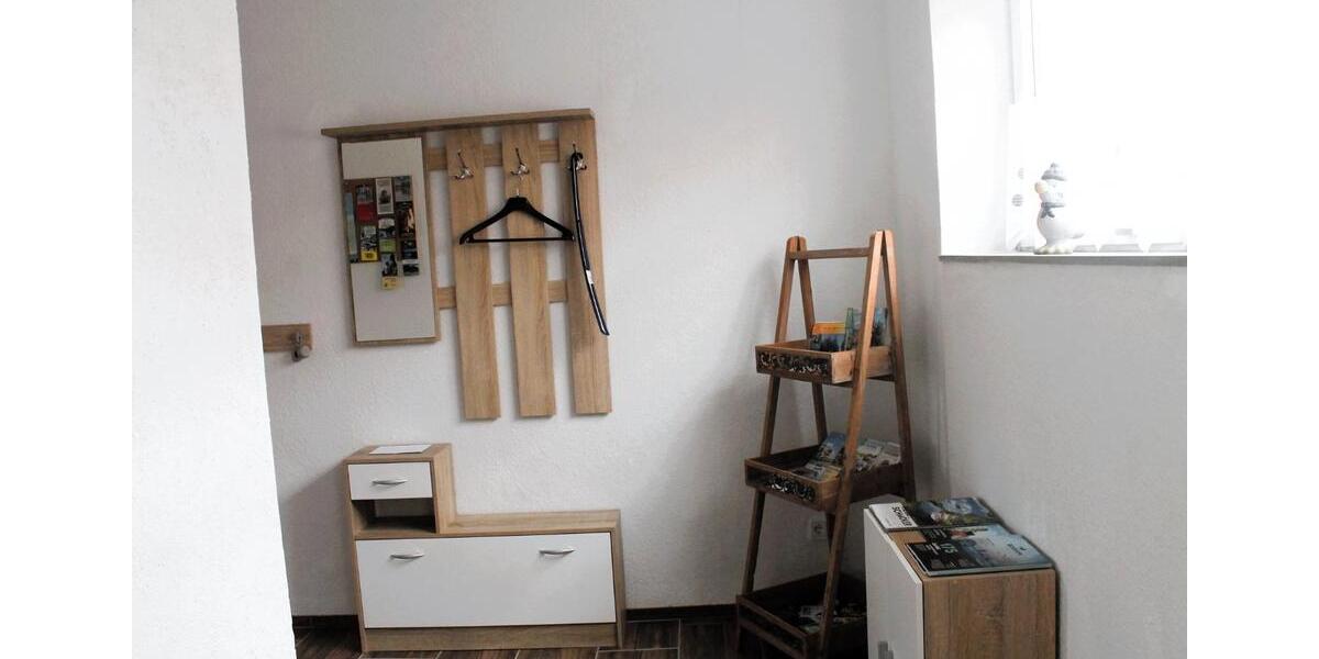 Etagenwohnung Ihlow - 3 Zimmer, 84 m&sup2;, 780&euro; | Angebot:26312457