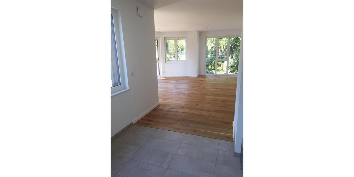 Etagenwohnung Schenefeld - 2.5 Zimmer, 105 m&sup2;, 1.569&euro; | Angebot:26186906