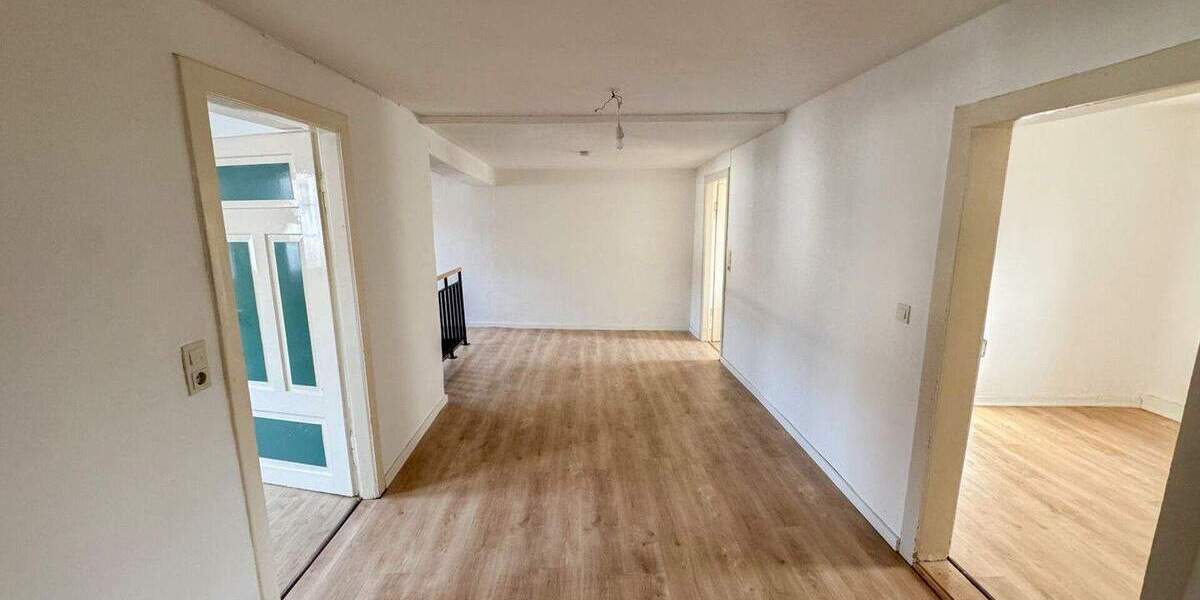 Reihenmittelhaus Katzenelnbogen - 4 Zimmer, 209 m&sup2;, 1.300&euro; | Angebot:25691918