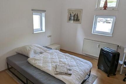 Wohnen auf Zeit Leonberg - 1 Zimmer, 24 m&sup2;, 600&euro; | Angebot:25088499