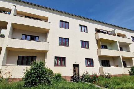Wohnung Magdeburg Cracau - 3 Zimmer, 71 m&sup2;, 469&euro; | Angebot:26798507