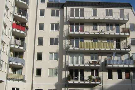 Wohnung zum Mieten in Berlin 1.616,34 € 104.28 m²