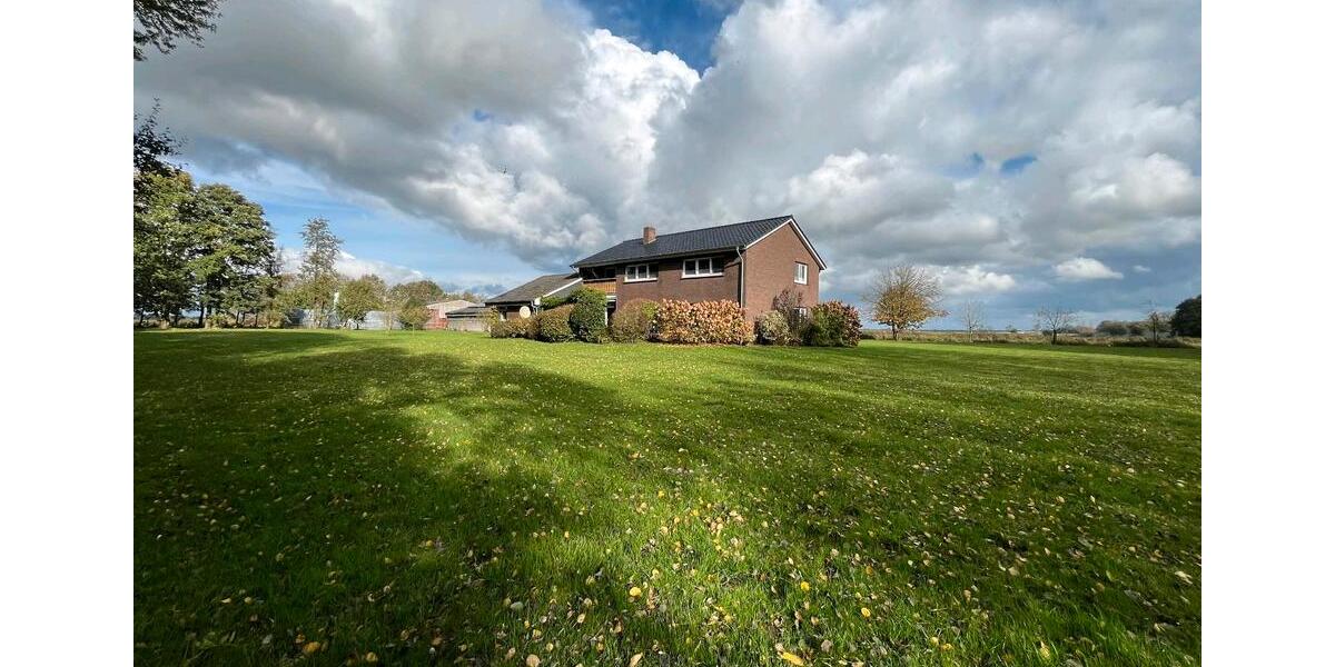 Einfamilienhaus Ihlow - 5 Zimmer, 240 m&sup2;, 1.600&euro; | Angebot:25255601