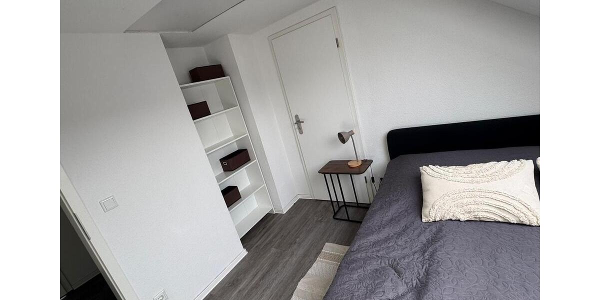 Dachgeschoßwohnung Gelsenkirchen Gelsenkirchen-Mitte - 2 Zimmer, 50 m&sup2;, 950&euro; | Angebot:24539741