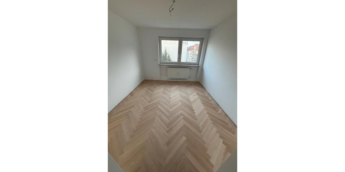 Etagenwohnung Nürnberg Gibitzenhof - 4 Zimmer, 138 m&sup2;, 2.750&euro; | Angebot:24699422