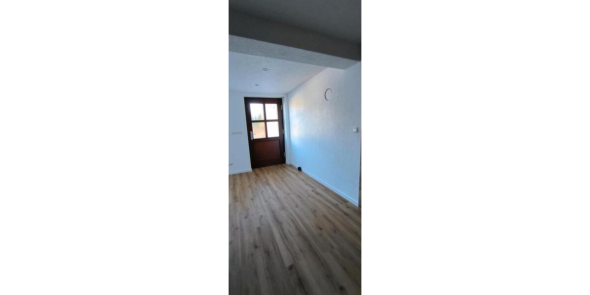 Erdgeschoßwohnung Stadtroda - 2 Zimmer, 69 m&sup2;, 459&euro; | Angebot:24826873