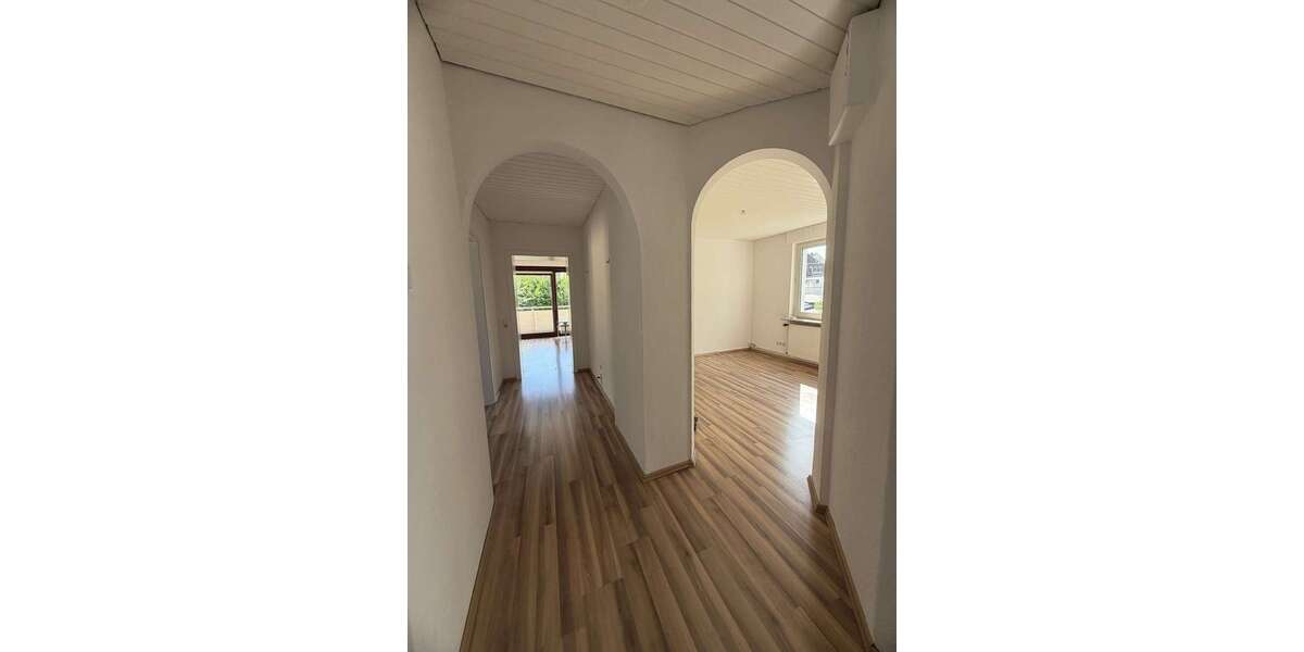 Etagenwohnung Bielefeld Mitte - 3.5 Zimmer, 102 m&sup2;, 900&euro; | Angebot:27040930