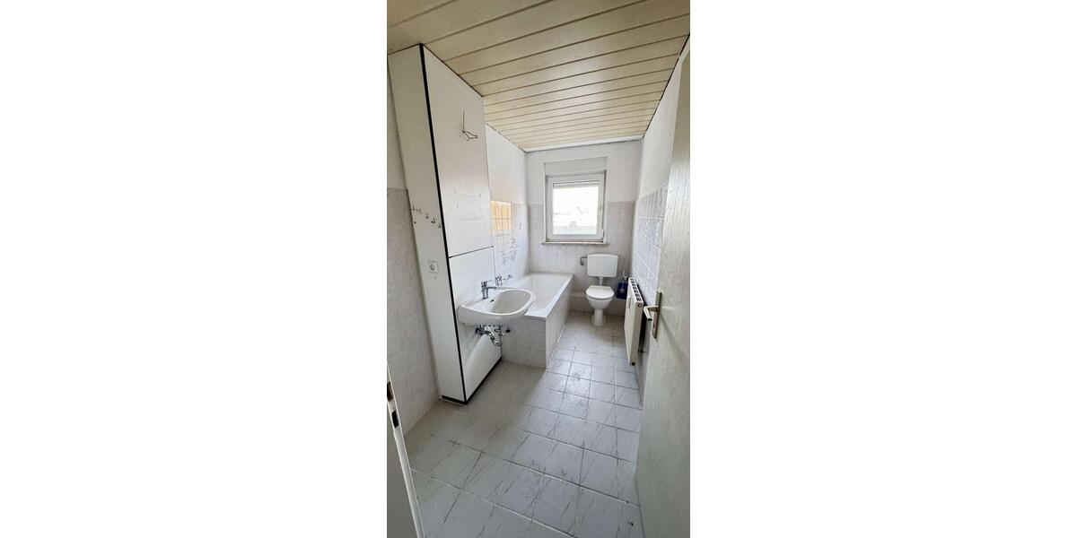 Erdgeschoßwohnung Staßfurt - 2 Zimmer, 48 m&sup2;, 318&euro; | Angebot:19380285