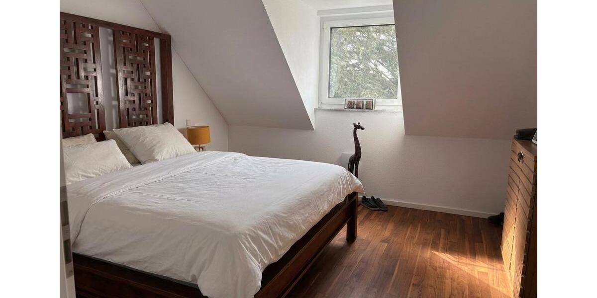 Dachgeschoßwohnung Neustadt an der Aisch - 3 Zimmer, 88 m&sup2;, 1.270&euro; | Angebot:26407168
