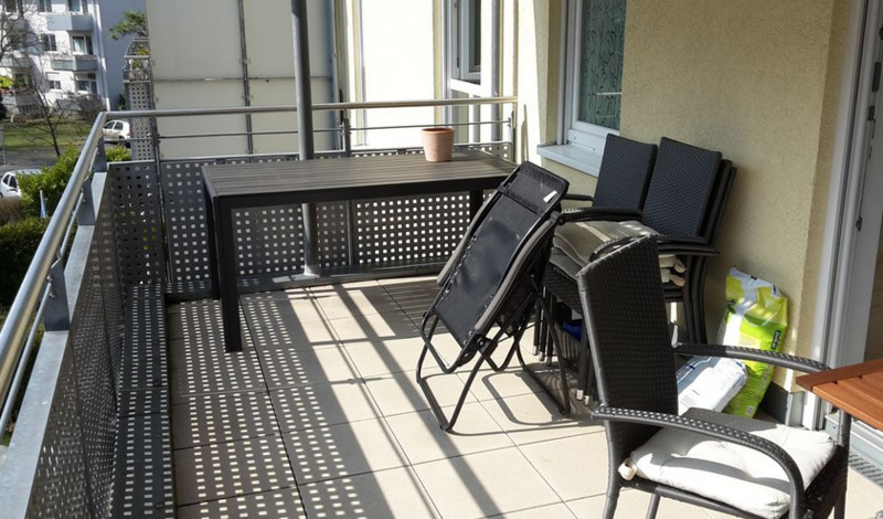 1-Zimmer-Wohnung mit Balkon zimmer