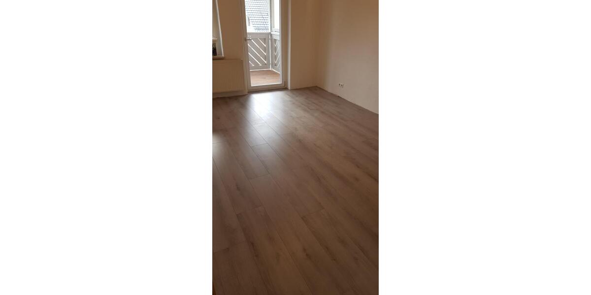 Etagenwohnung Apolda - 1 Zimmer, 86 m&sup2;, 650&euro; | Angebot:24614941